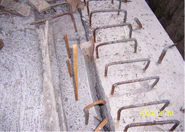 水泥混凝土破板修复资料下载-[多梁板]预制T梁桥常见施工通病与建议