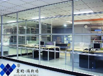 磨砂玻璃小隔断资料下载-YYS系列单层玻璃隔墙/单层烤漆玻璃隔断/单层磨砂玻璃