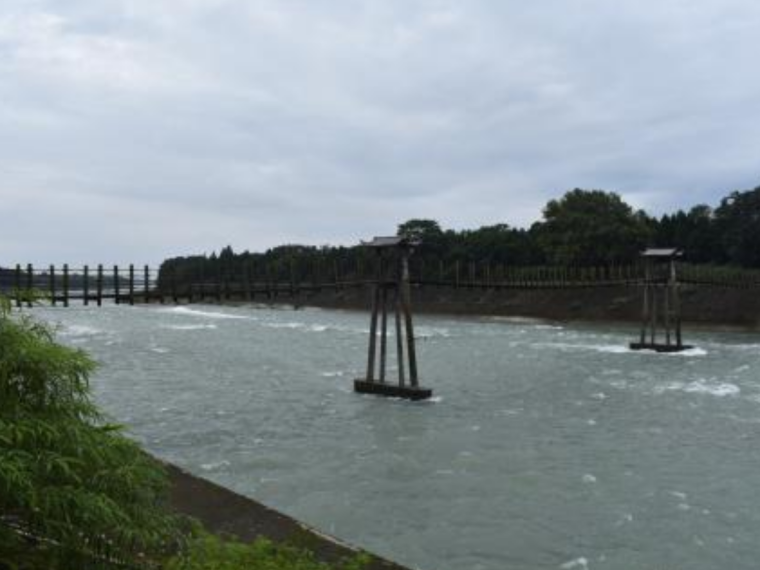 水利水电造价编制控制价资料下载-[水利]青岛河道治理工程招标及控制价文件（含施工图）