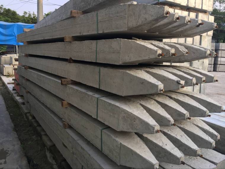 预制桩方桩接桩资料下载-广州水泥方桩规格尺寸，深圳大型水泥方桩厂家