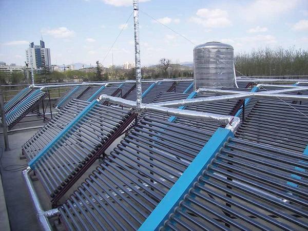 屋面太阳能集热器施工图资料下载-太阳能热水系统施工前各项准备工作