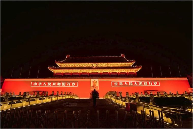 索菲亚王妃艺术中心扩建资料下载-中国34省最具地标特征的建筑