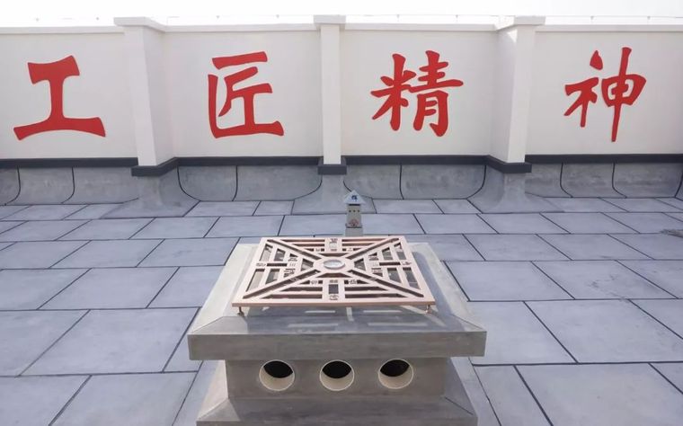建筑工地防水施工资料下载-国内这样的建筑工地，被震撼到了！！