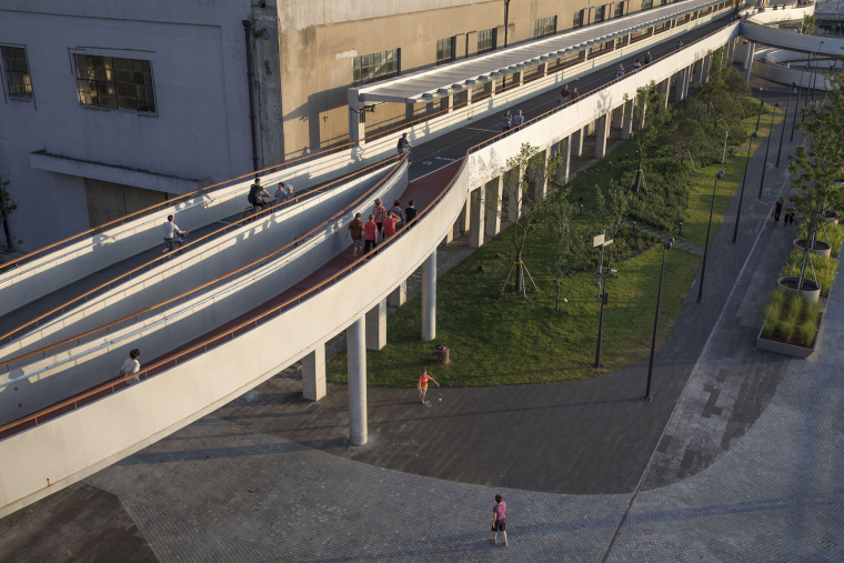 上海民生码头景观-021-huangpu-river-east-bund-riverfront-open-space-design-china-by-atelier-liu-yuyang-architects