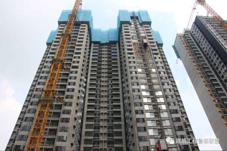 顶升钢平台可变模架体系资料下载-万科大力推行的“5+2”建造体系是什么？了解一下！