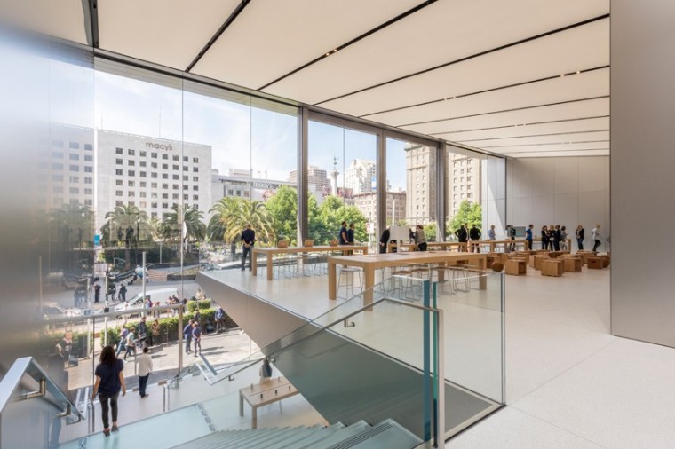 苹果店设计图资料下载-绿意渗透的旧金山联合广场苹果店
