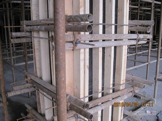 [天津]框架剪力墙结构住宅工程模板工程施工方案（附图）-柱模板 