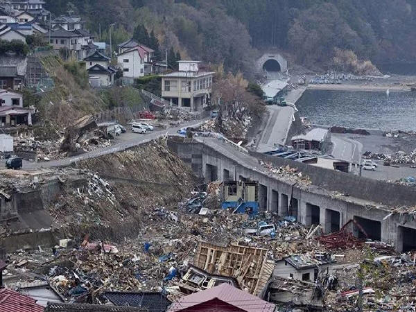 桥梁地基与基础资料下载-桥梁地基与基础抗震加固