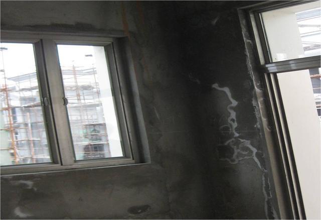 [施工现场]门窗安装工程施工质量控制要点，案例图说明！_3