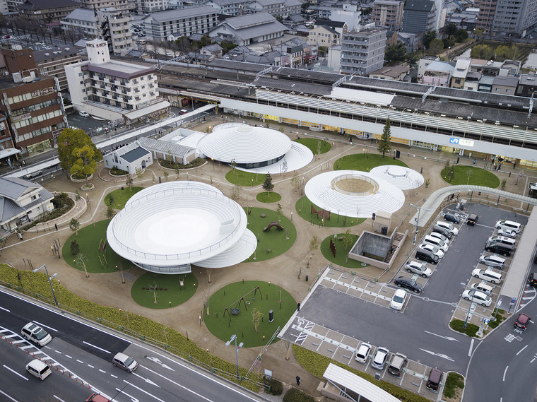 日本CoFuFun车站广场-002-Tenri-Station-Plaza-CuFuFun