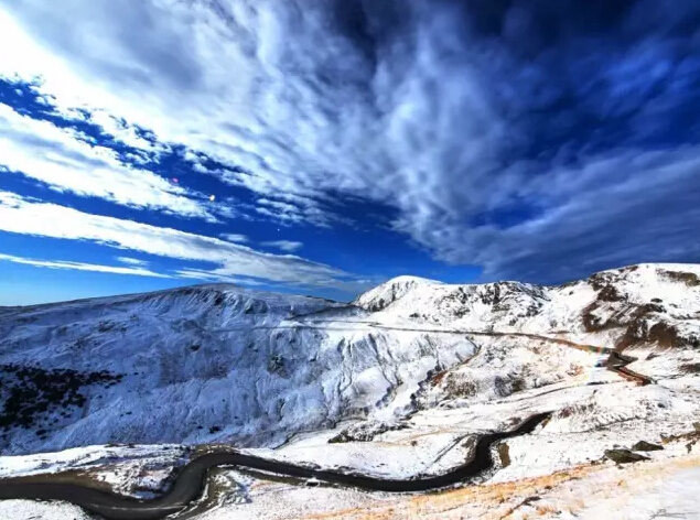 世界最美的20条道路，中国有2条上榜~