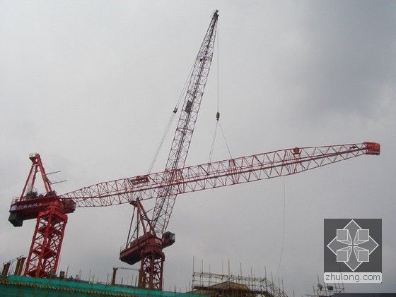 [上海]超高层建筑钢结构施工方案简介（带状桁架、巨型柱）-M900D塔吊安装
