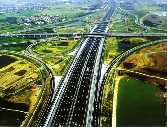 三级公路交通资料下载-全国最大公路交通PPP项目签约 ，总投资898亿元！
