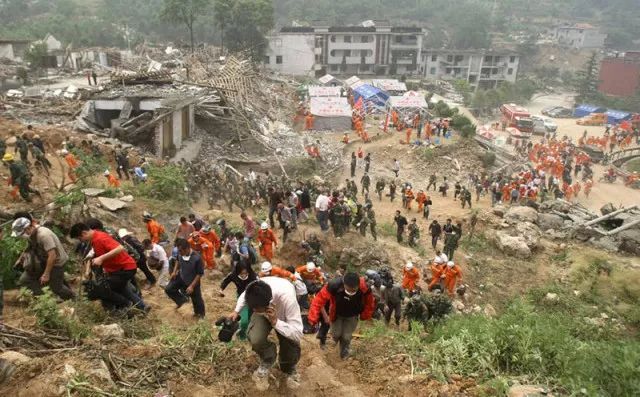 一念汶川，十年回望，图忆汶川地震的100个瞬间_84