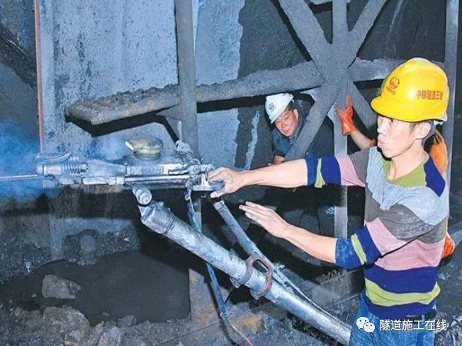 隧道工程的穿煤层安全技术_9