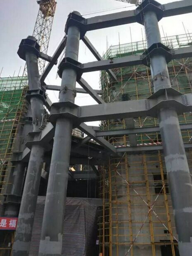 钢结构箱型梁节点图集资料下载-青海“第一高楼”西宁时代盛华大厦钢结构工程进入冲刺阶段！