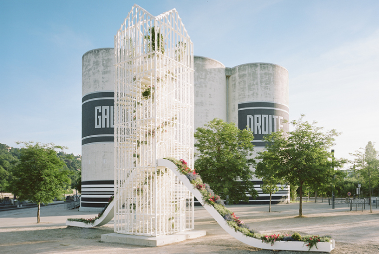 房地产开发商施工资料下载-为首届里昂建筑双年展设计的“花亭”