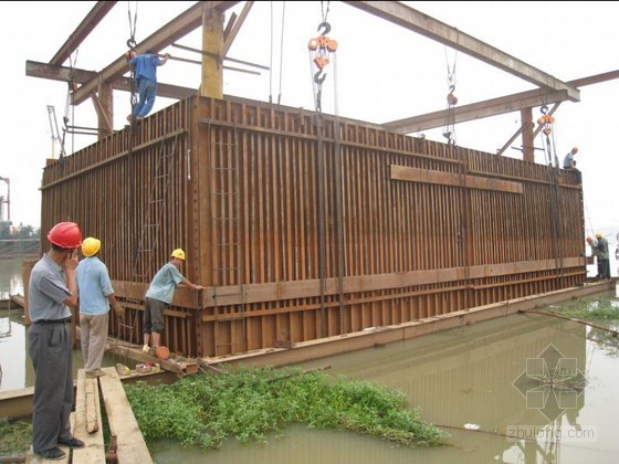 钢箱设计流程资料下载-徐济高速公路某大桥深水基础承台钢套箱设计计算书