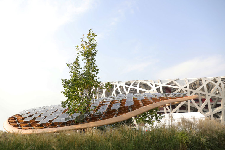 木塑地板CAD资料下载-MAD新作 / 北京鸟巢旁，一朵飘在半空中的“云” —— 庭园家