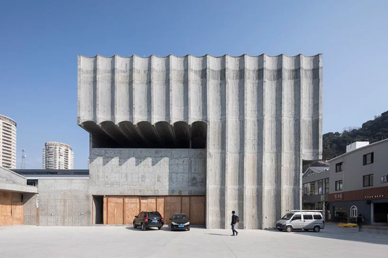 现当代建筑资料下载-台州旧仓库改造的当代美术馆