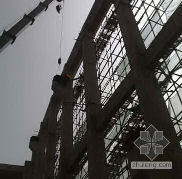 23米钢桁架资料下载-某办公综合楼钢桁架安装专项施工方案