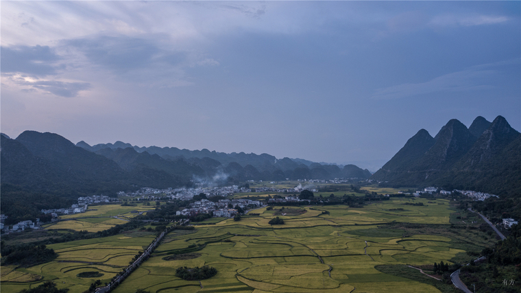 贵州万峰林石宅-基地所在的贵州万峰林与聚落