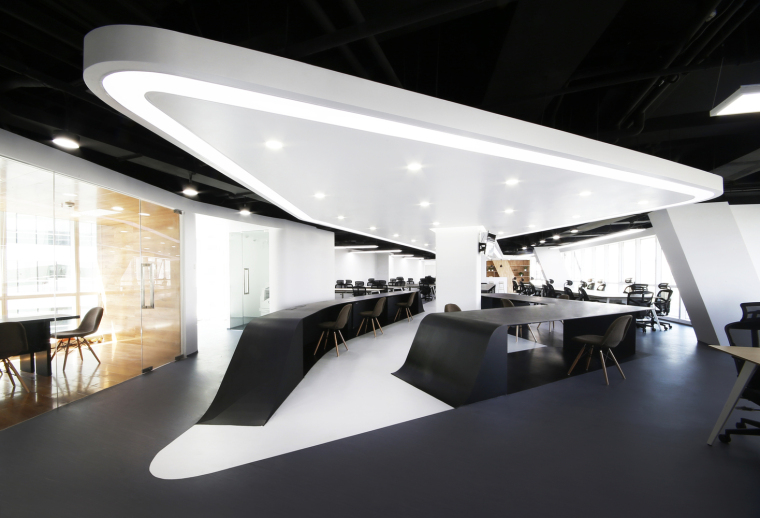 办公室的室内空间设计资料下载-#办公空间设计#北京银河SOHO普惠金融办公室