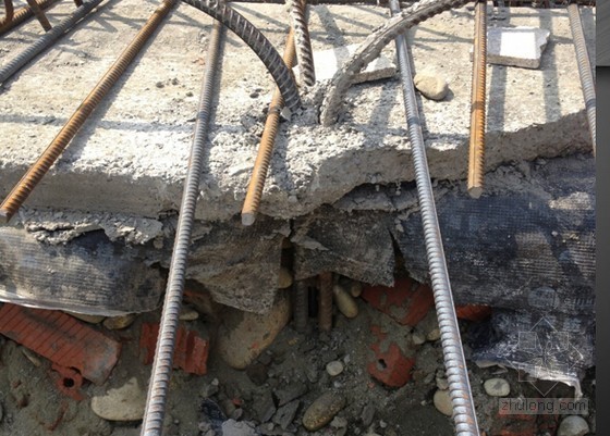 建筑施工抗浮锚杆质量问题及控制要点（PPT格式）-柱体不到位、钢筋保护层缺失 
