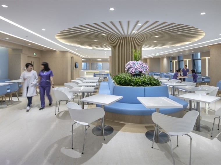 科技新城设计方案资料下载-上海和睦家新城医院