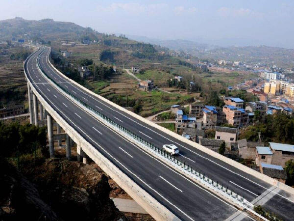 概预算审计资料下载-浅谈公路工程建设中的造价控制