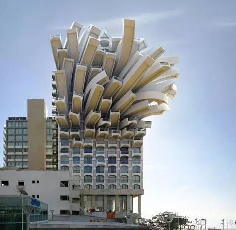 西班牙高迪资料下载-这些建筑是外星人设计的吗？！