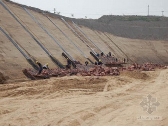 高速公路路基边坡防护施工资料下载-[山西]高速公路工程路基高边坡专项安全施工方案