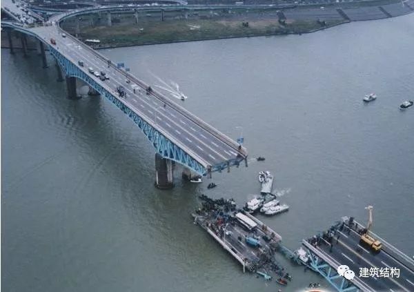 32人死亡，17人重伤，韩国圣水大桥坍塌全方位解读_6