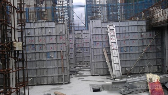 湖南省模板工程视频资料下载-[湖南]建筑铝合金模板工程标准施工工艺做法（附图较多）