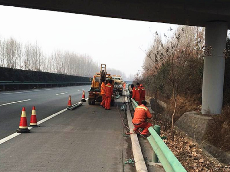 立交匝道绿化资料下载-[江苏]高速公路互通式立交匝道断面设计指导意见