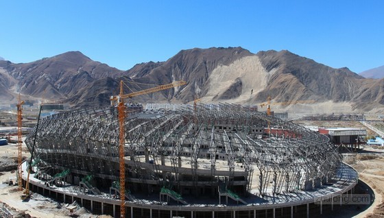 高空散拼网架资料下载-[西藏]地标性大型文化体育中心项目创鲁班奖质量汇报（附图丰富）