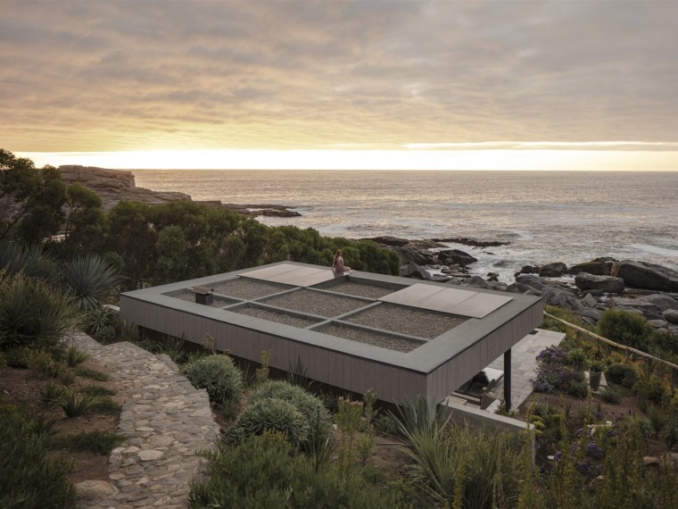 屋顶观景木平台资料下载-智利尽享海景的观景住宅