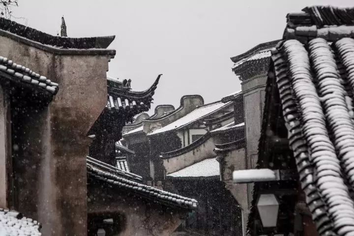 当最美的古镇下了雪，简直惊艳了整个冬天_12