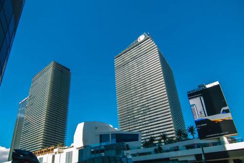 布里斯班以南的技术和资料下载-滨湖卓越城文华园一期项目BIM技术应用案例