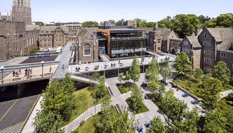 美国杜克大学西校区景观-011-2018-asla-general-design-award-of-honor：juxtaposing-heritage-and-invention-for-duke-universitys-west-campus-by-reed-hilderbrand-llc-landscape-architecture