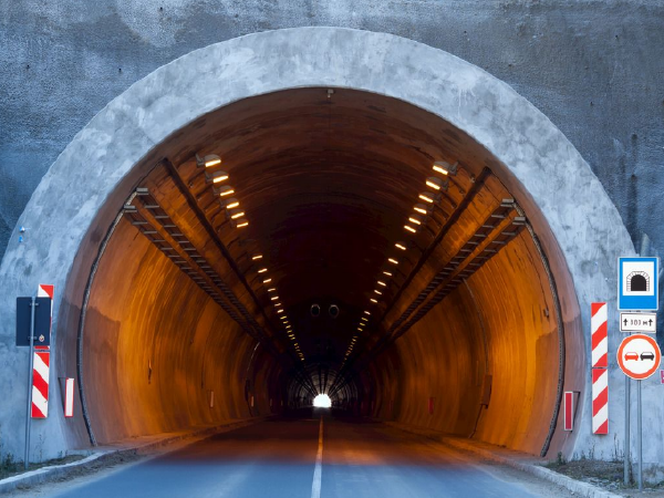 隧道进度保证措施资料下载-[沈阳]客运专线隧道冬季施工安全措施
