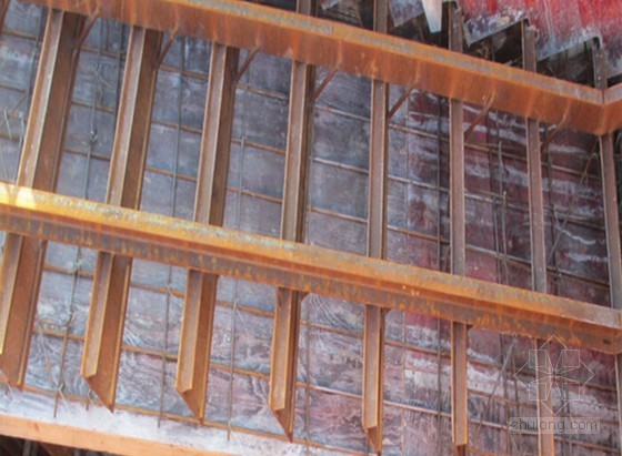 混凝土房建资料下载-[QC成果]房建工程提高楼梯混凝土成型质量汇报