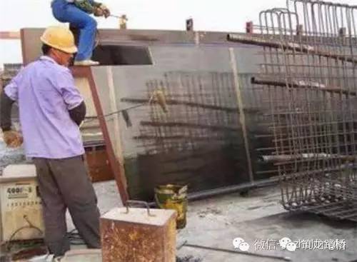 桥梁预制梁板质量资料下载-桥梁箱梁质量问题提前预防