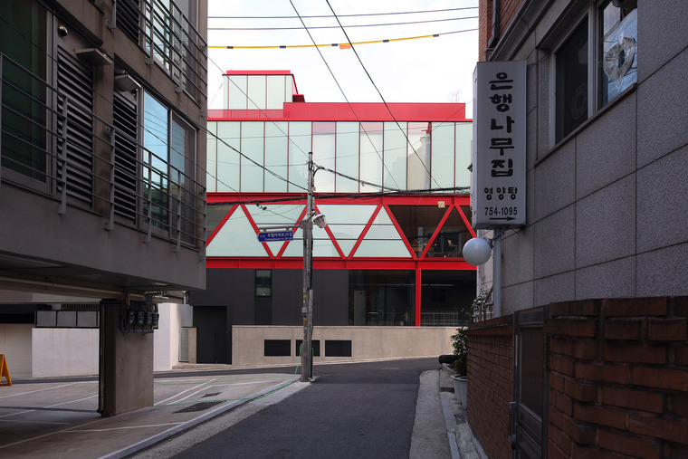 建筑表皮红色资料下载-韩国微型宇宙建筑