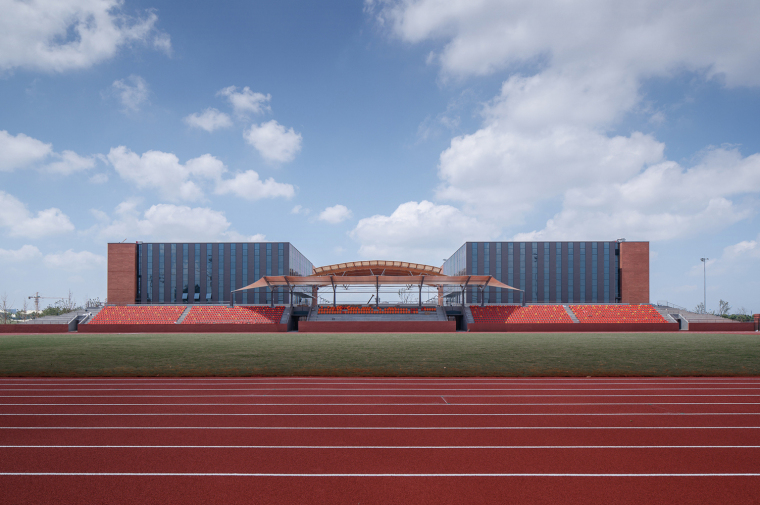 海宁浙江大学国际联合学院综合体育馆-Photo003_East_facade_of_the_Comprehensive_Gymnasium