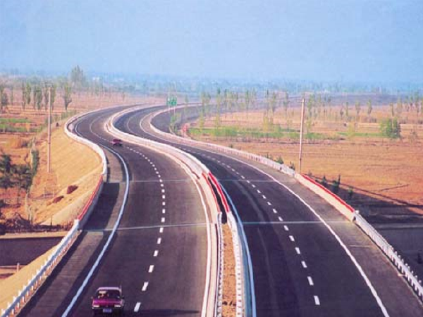 市政交通安全施工组织设计资料下载-某高速公路施工组织设计（PPT共207页）