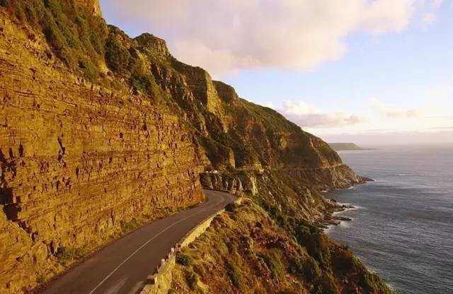 全球颜值最高的18条景观公路，其中二条在中国！_17