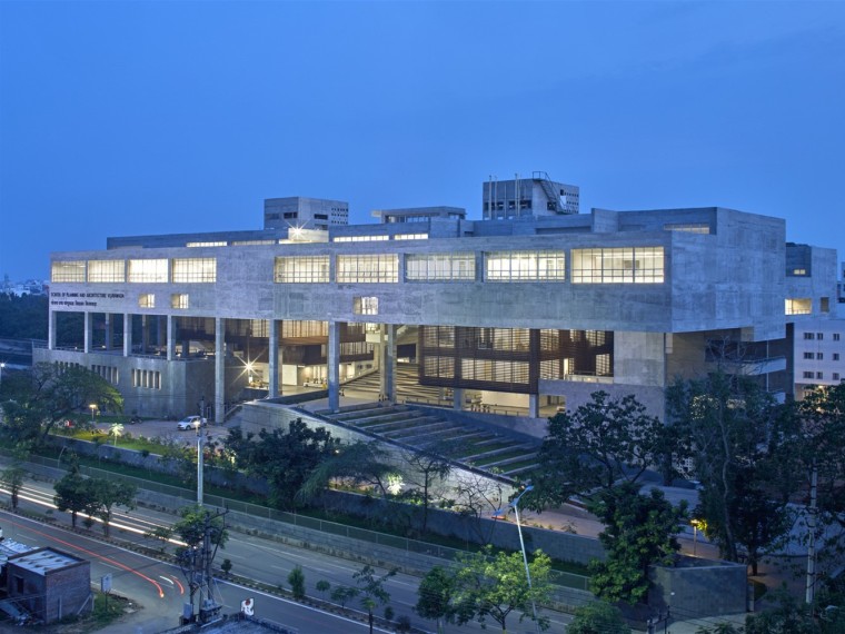 公共活动建筑SU资料下载-印度维杰亚瓦达规划与建筑学院