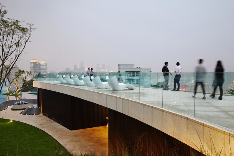 017-Sky Mirror - Landscape of Chongqing Eling Residences by Change Studio