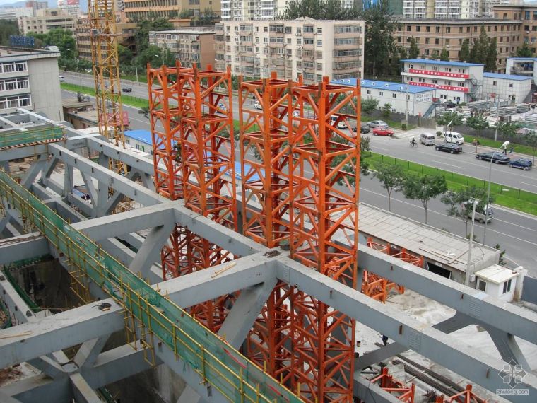 图书馆钢结构图纸资料下载-北京某图书馆钢结构整体提升施工技术（PPT）